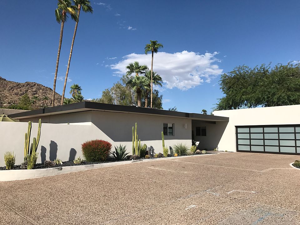 1st image of 5434 E Lincoln Dr #18