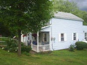 2nd image of 81 Meredith St