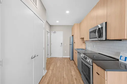 Floor plan 405