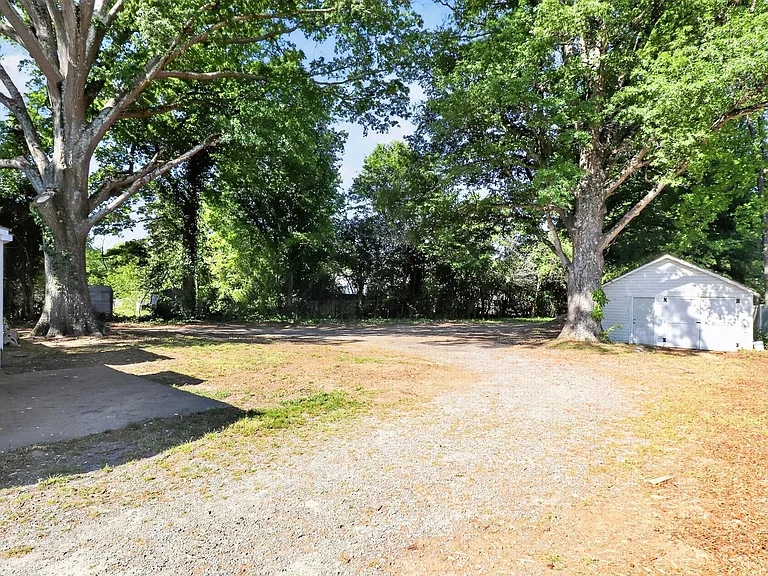 4812 Harris Rd — Photo 17
