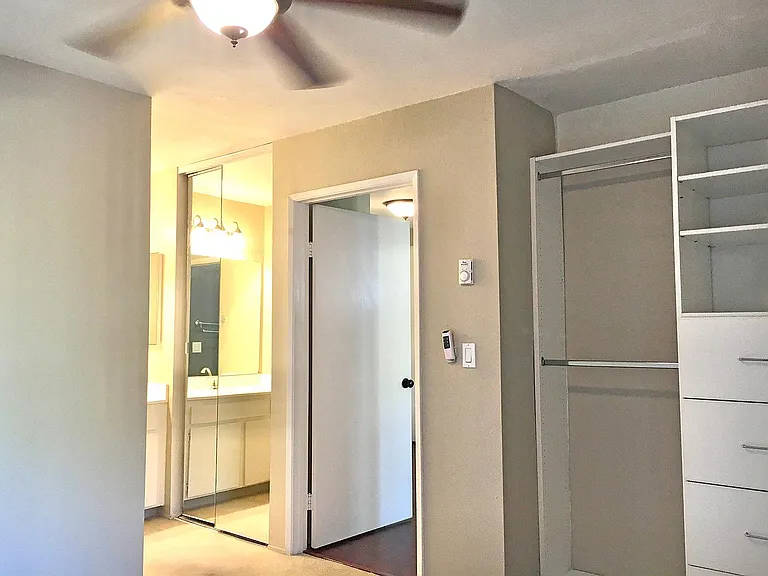 6046 Rancho Mission Rd — Photo 13