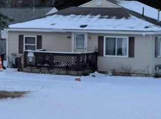 2182 S Huron Rd, Kawkawlin, MI 48631