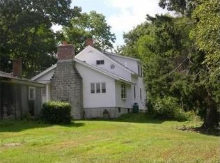 693 Patriots Rd, Templeton, MA 01468
