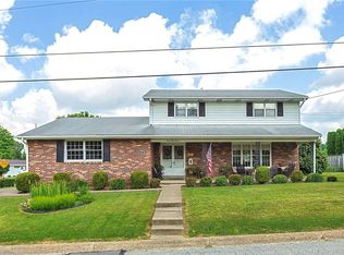 167 Illinois Dr, Lower Burrell, PA