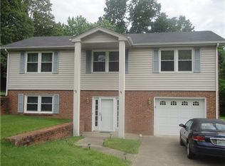 439 Helton Dr, Clarksville, TN 37042