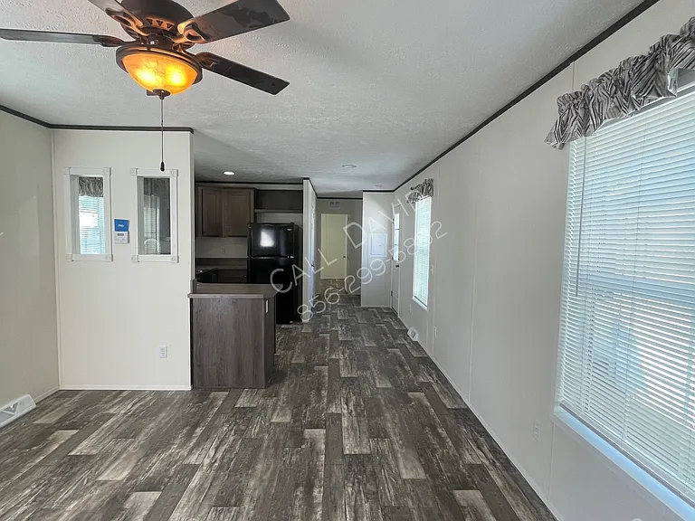 291 N Virginia Ave #31 — Photo 3
