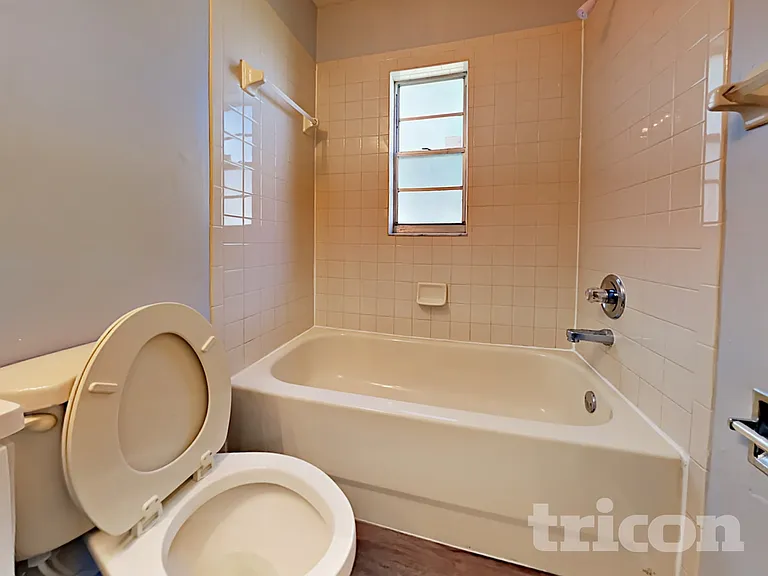 1947 Crown Park Dr — Photo 14