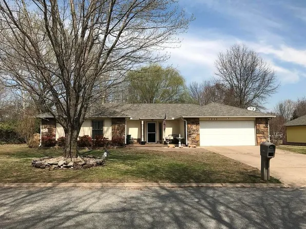 1423 Orchard Dr, Grove, OK 74344