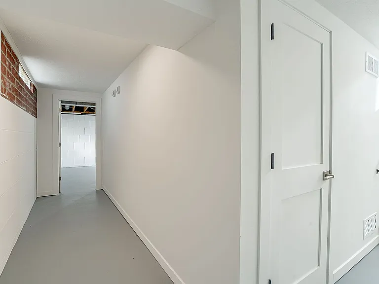 12455 Weir St — Photo 24
