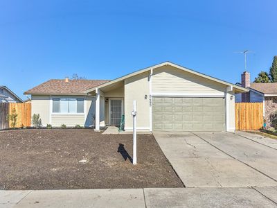 5485 Village Wood Dr, Sacramento, CA, 95823