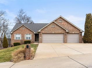 311 Englewood Ct, Washington, MO 63090