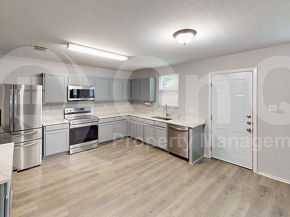 5th image of 5301 Mountain Pointe Dr