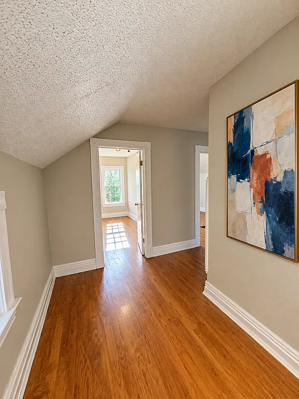 3 bed, 2.0 bath, 1344 sqft, $1,850 — Photo 4