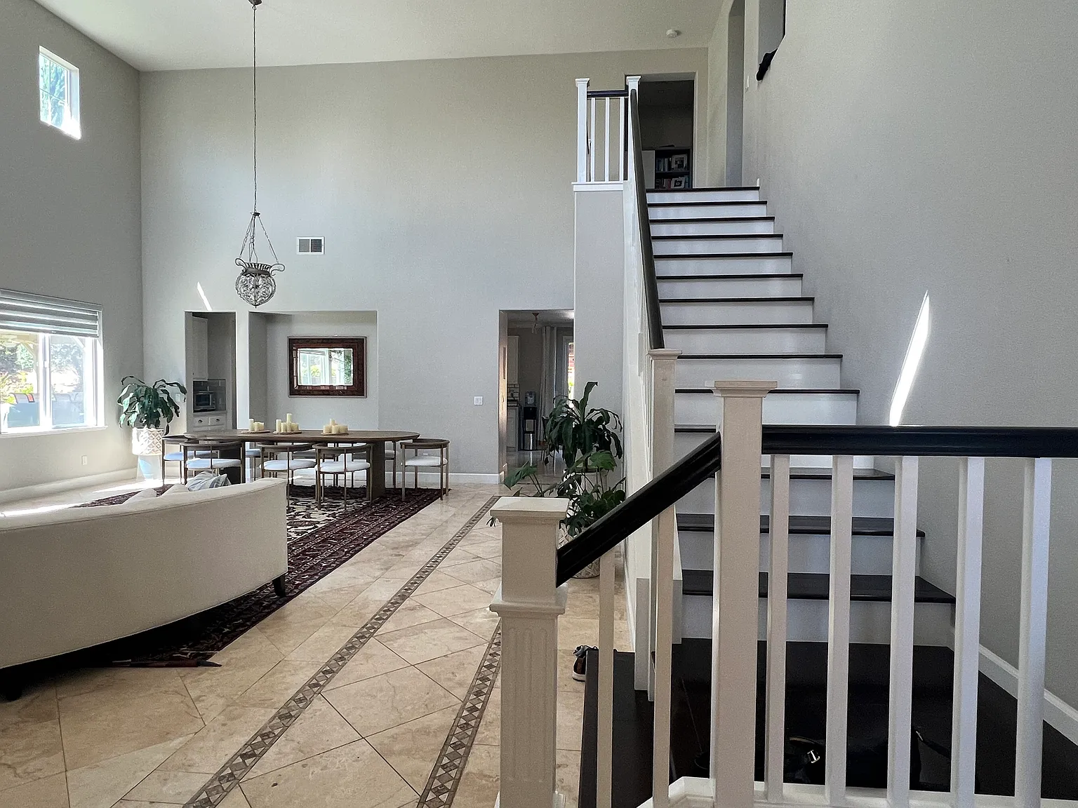 2526 Sanctuary Cir — Photo 4