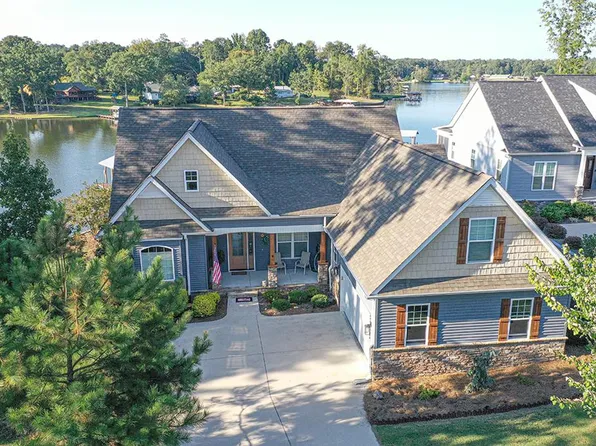 118 King Cir, Greenwood, SC 29649