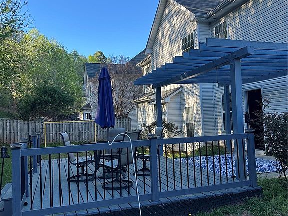3rd image of 5207 Sunriver Rd