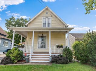 324 Wabash St, Elgin, IL 60123