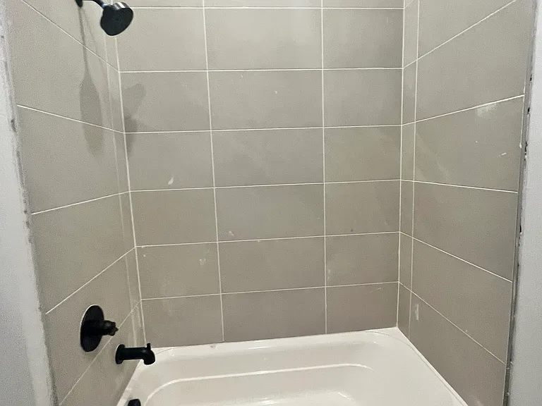 553 Market St #3A — Photo 3