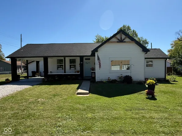 105 W Jackson St, Fairland, IN 46126