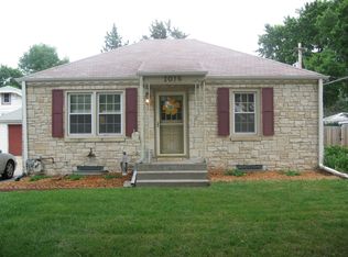 1016 S 40th St, Lincoln, NE 68510