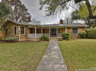 139 W Oakview Pl, Alamo Heights, TX 78209
