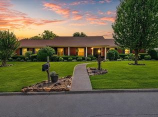 1101 Brentwood Dr, Etowah, TN 37331