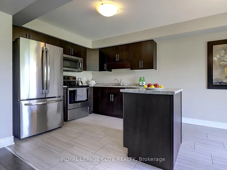 8025 Cole Ct — Photo 12