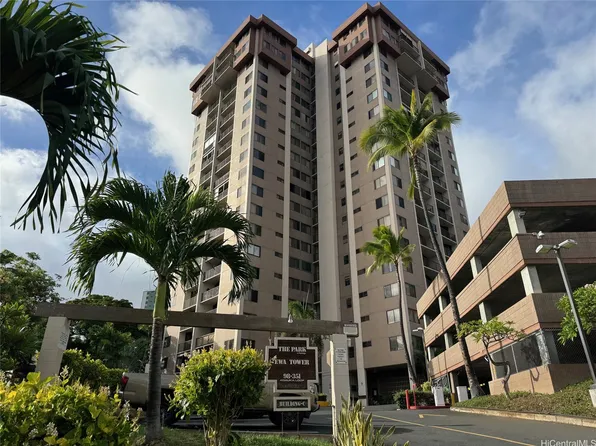 98-351 Koauka Loop APT C1706, Aiea, HI 96701
