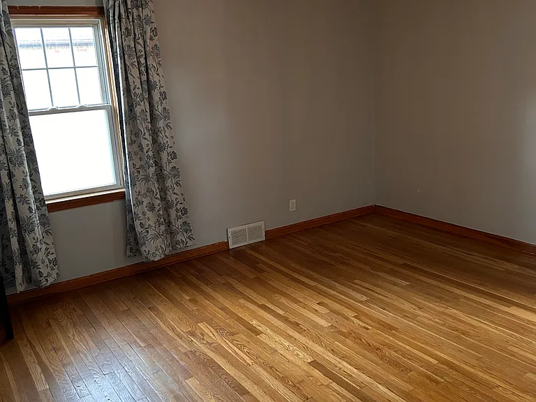 7457 Pearl Rd #B — Photo 8