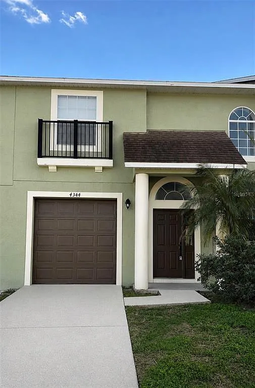3 bed, 2.5 bath, 1643 sqft, $2,250 — Photo 1