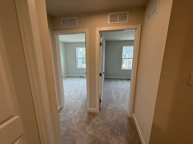 11 Foxwood Dr — Photo 26