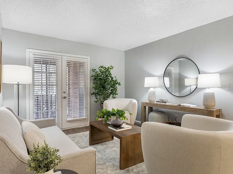 Post Oak Apartments — Photo 48