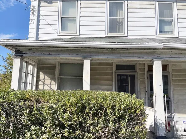 21 E Abbott St, Lansford, PA 18232