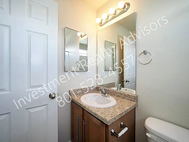 41 E Durham St — Photo 13