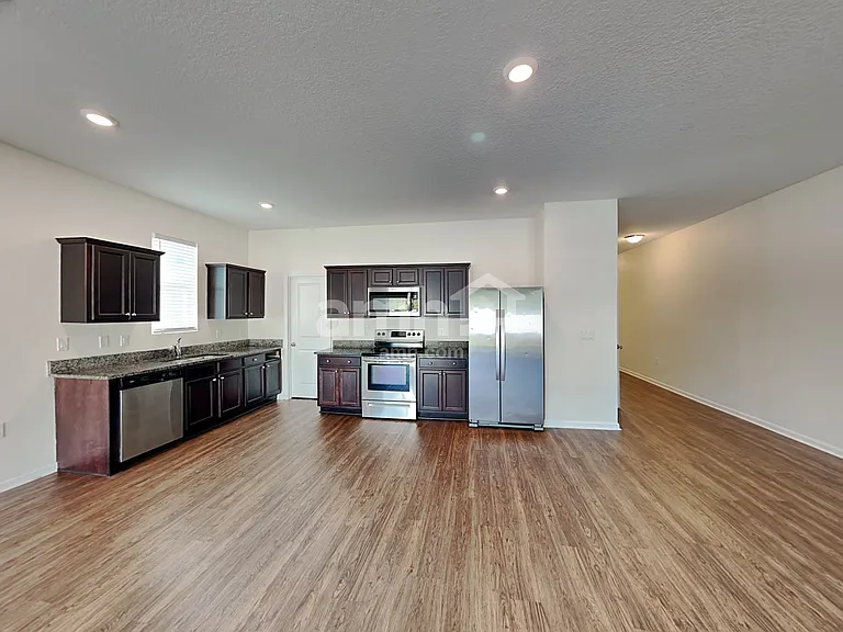11502 Bryce Canyon Ln — Photo 3