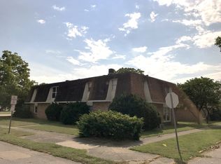 1004 Seminary St APT 12, Vincennes, IN 47591
