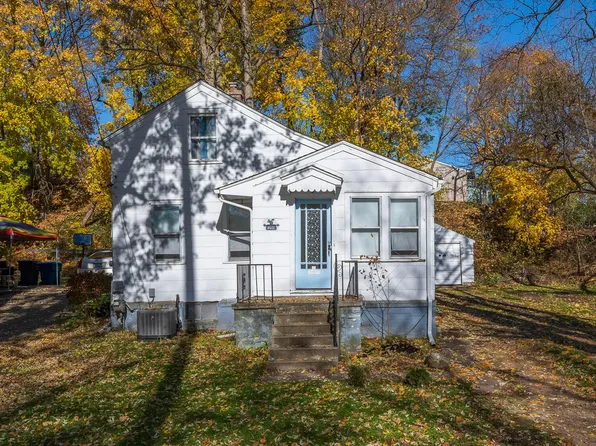 514 Pioneer St, Kalamazoo, MI 49008