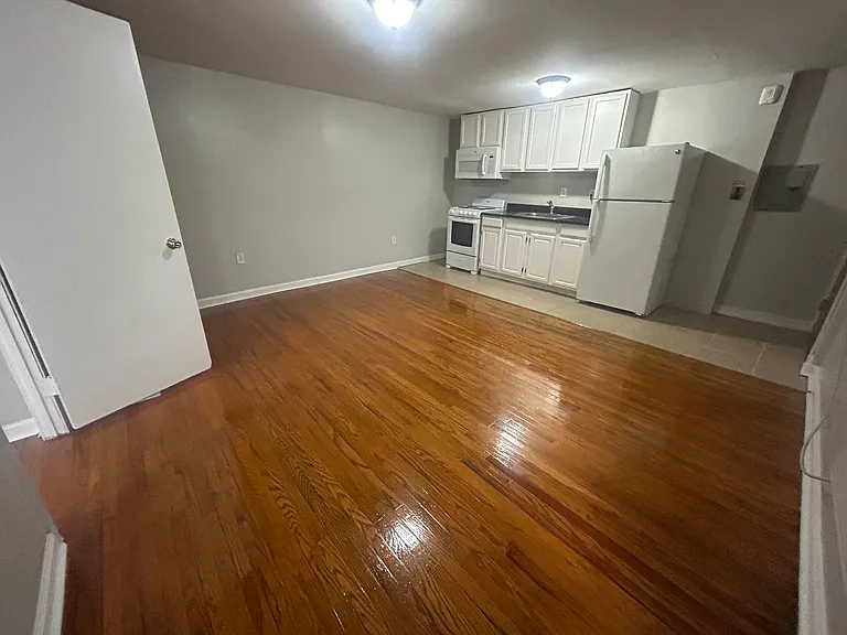3416 Spring Garden St #B11 — Photo 4