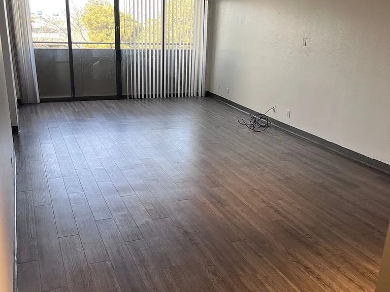 Live at the BLVD 2500 New, beautiful and best location! — Photo 73