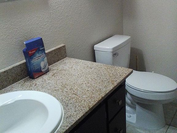 3rd image of 2055 Amanda Way APT 39