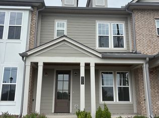 112 Nearwater Pl, Hendersonville, TN 37075