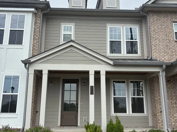 112 Nearwater Pl, Hendersonville, TN 37075