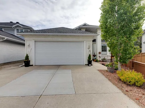 44 SW Valley Meadow Close NW, Calgary, AB T3B 5M1