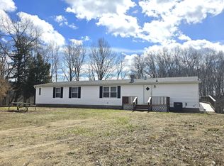 2801 W Dowling Rd, Delton, MI 49046
