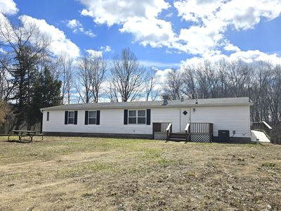2801 W Dowling Rd, Delton, MI, 49046