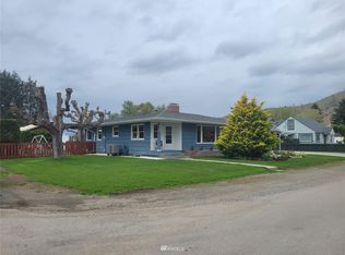 5966 Larson St, Cashmere, WA 98815