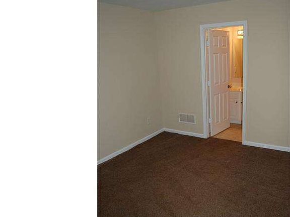 5th image of 618 Providence Pl SW