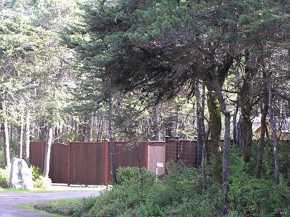2nd image of 44311 Johnson Park Road