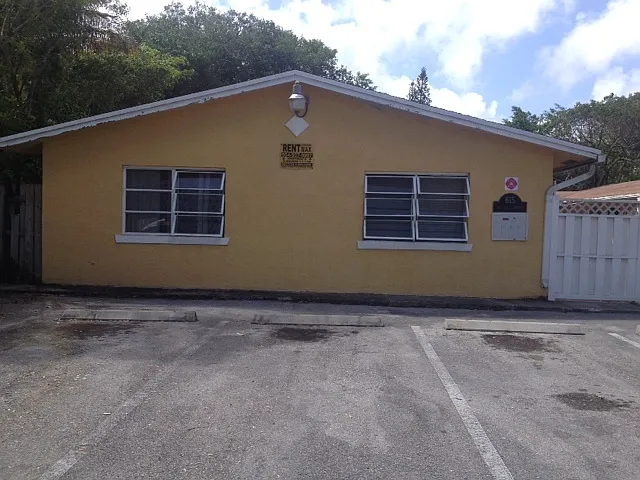 615 SW 12th Ave — Photo 10