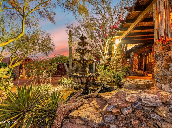 6600 N Dimitri Ln, Tucson, AZ 85743